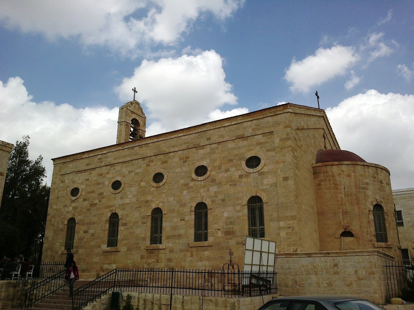 Exterior of a Greek Orthodox church in Madaba, Jordan (representative photo — not the church where the attack occurred)